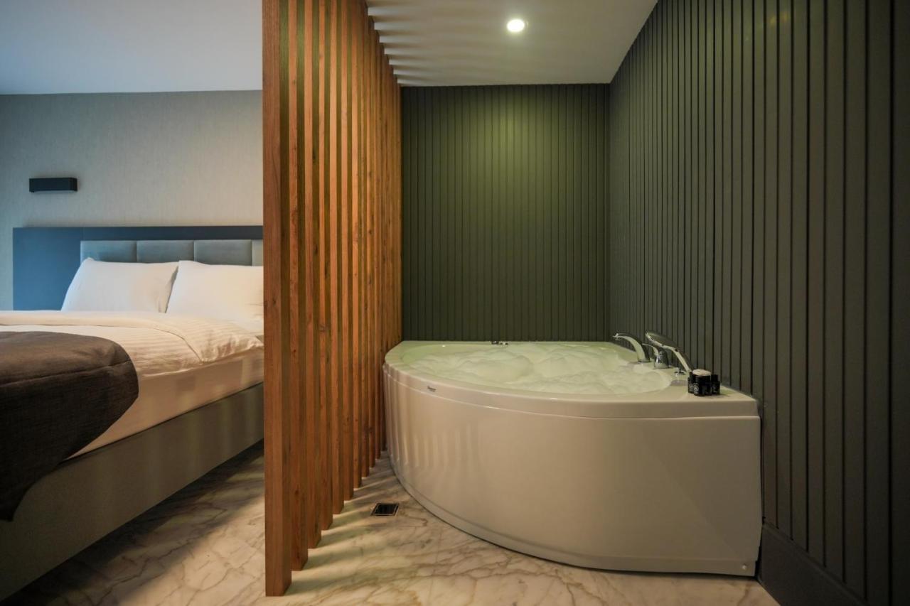 Hotel Kurucesme Business イスタンブール エクステリア 写真